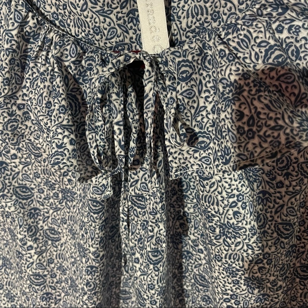 Women’s Flower-print Top L - Picture 3 of 5